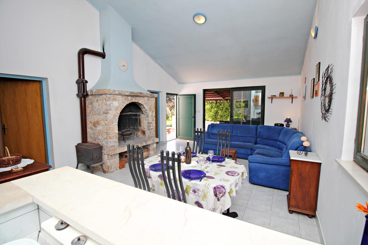 Guest House Beverin Sali Exterior foto