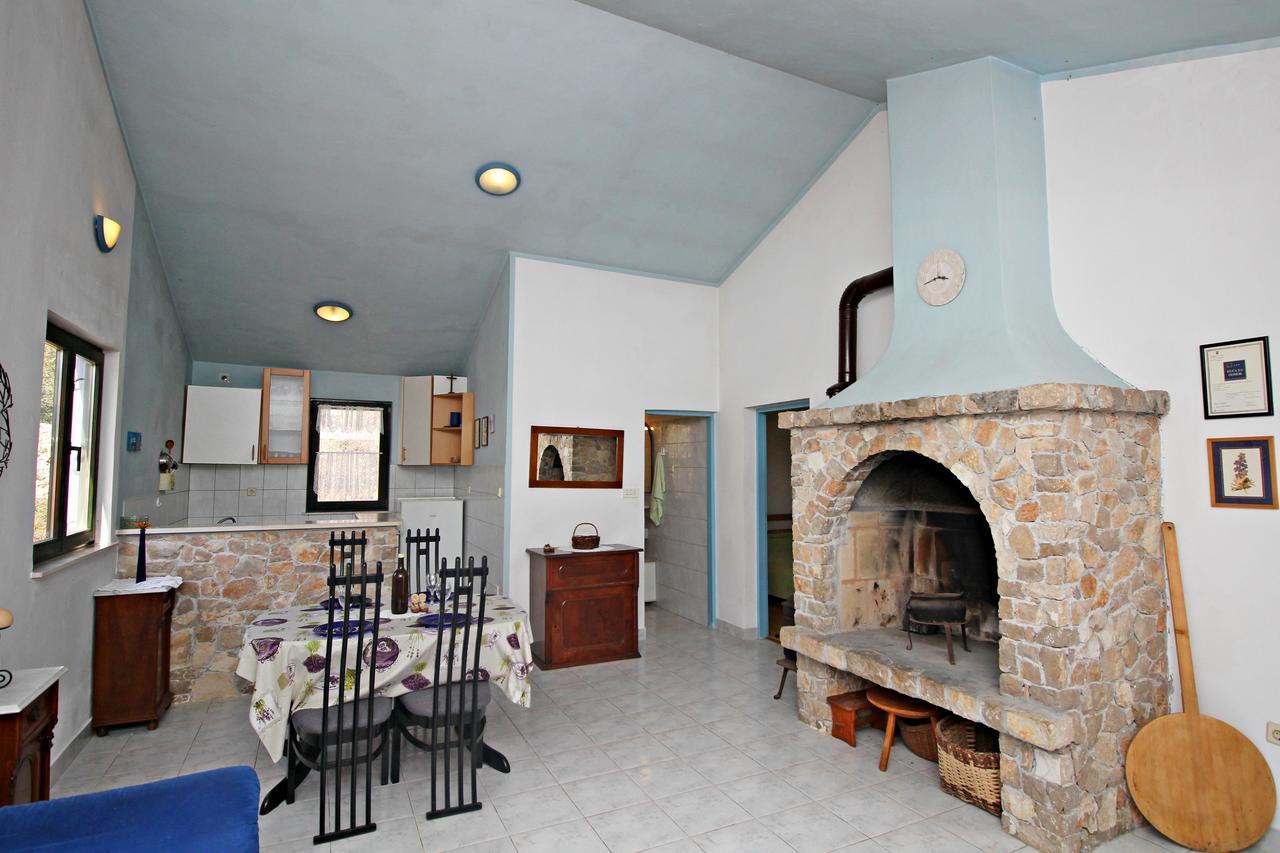 Guest House Beverin Sali Exterior foto