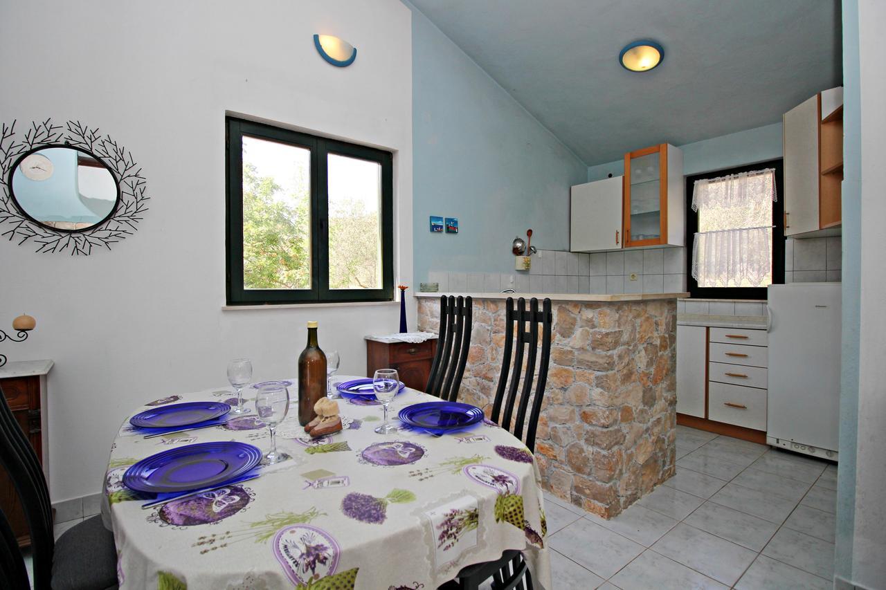 Guest House Beverin Sali Exterior foto