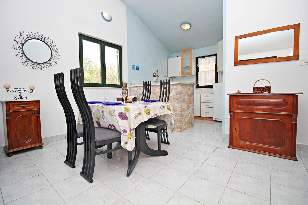 Guest House Beverin Sali Exterior foto